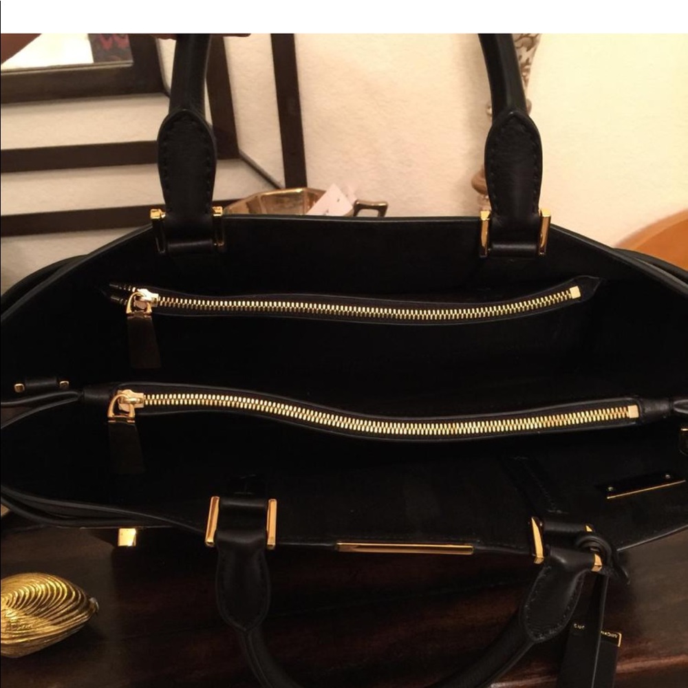 Michael Kors Collection designer collections Soft Leather designer bag - Picture 4 of 8